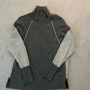 Vineyard Vines cashmere sweater